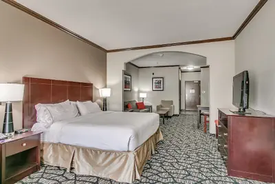 Photo 4 - Holiday Inn Express Hotel & Suites Lubbock South by IHG