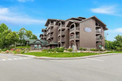 Photo 2 - Hampton Inn & Suites Lake Placid