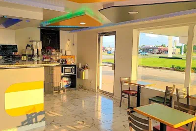 Photo 3 - Americas Best Value Inn Vandalia