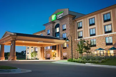 Photo 2 - Holiday Inn Express & Suites Wichita Northeast by IHG