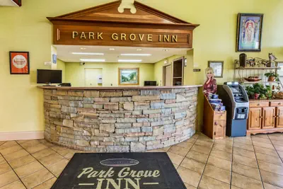 Photo 4 - Park Grove Inn