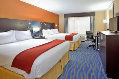 Photo 4 - Holiday Inn Express & Suites St Louis Airport by IHG