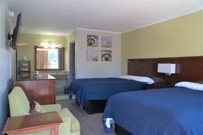 Photo 3 - Eastern Shore Motel