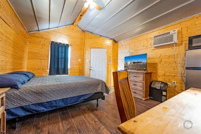 Photo 5 - Horseshoe Lodges Cabins & RV Park