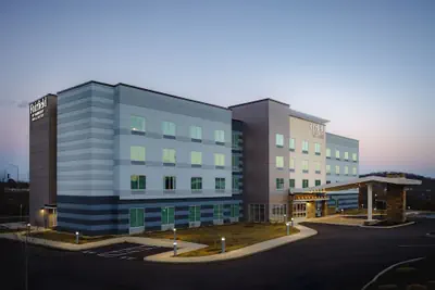 Photo 2 - Fairfield Inn & Suites by Marriott Knoxville Northwest