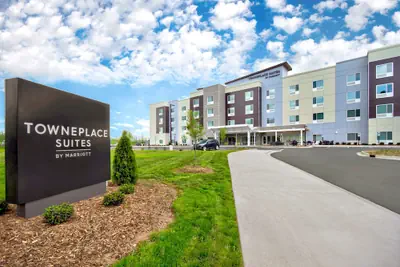 Photo 2 - TownePlace Suites by Marriott Asheville West