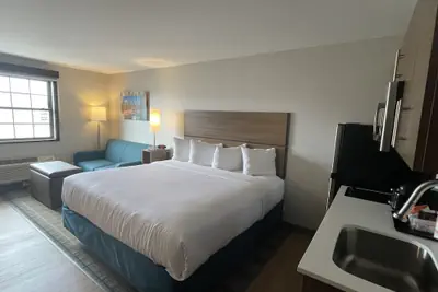 Photo 4 - MainStay Suites Oak Brook Terrace-Chicago