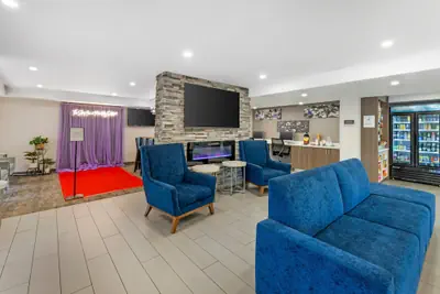 Photo 2 - MainStay Suites Oak Brook Terrace-Chicago