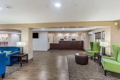 Photo 3 - Comfort Inn Charleston South
