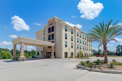 Photo 2 - Comfort Suites West Monroe near Ike Hamilton Expo Center
