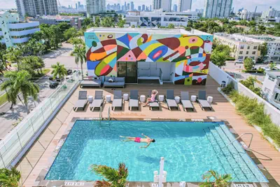 Photo 2 - UPSUN HOTEL