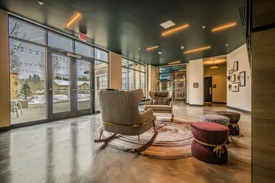 Photo 5 - Hotel Indigo Silverthorne by IHG