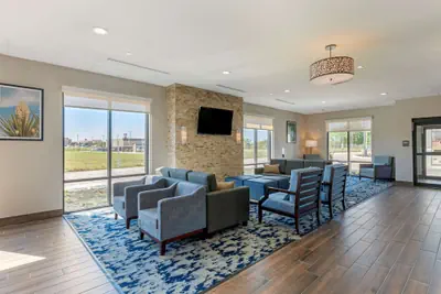 Photo 4 - Comfort Inn & Suites Balch Springs - SE Dallas