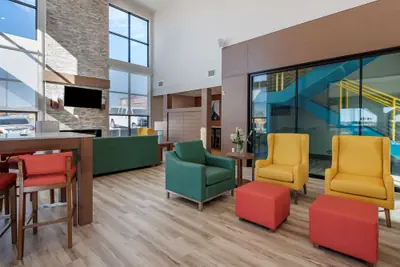 Photo 3 - MainStay Suites Colorado Springs East - Medical Center Area