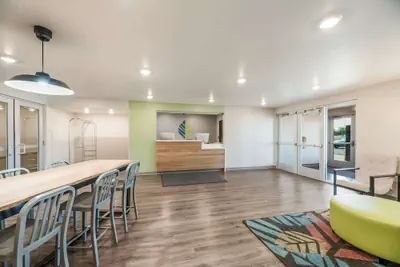 Photo 4 - Woodspring Suites Tucson South