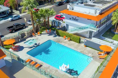 Photo 2 - The Twist Palm Springs
