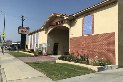 Photo 2 - Economy Inn LAX