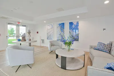 Photo 4 - Thomas Sea Suites