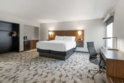Photo 5 - Best Western Plus Harrisonburg