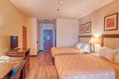 Photo 4 - Express Inn & Suites