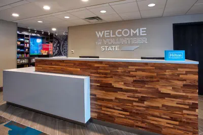 Photo 5 - Hampton Inn Union City