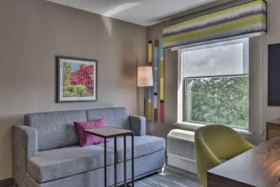 Photo 5 - Hampton Inn & Suites Keene