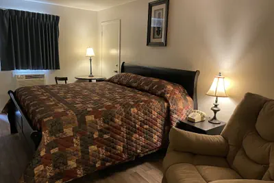 Photo 2 - Sky Inn