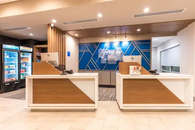 Photo 3 - Holiday Inn Express & Suites Charlottesville by IHG