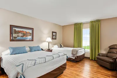 Photo 5 - Top Floor Handicap Accessible Bay View