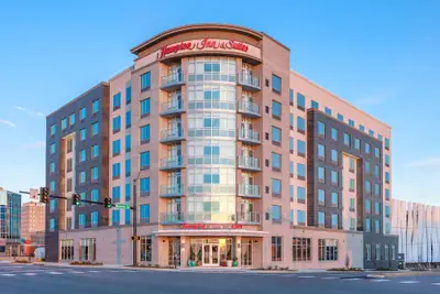 Photo 2 - Hampton Inn & Suites Huntsville Downtown
