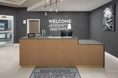 Photo 4 - Hampton Inn & Suites Huntsville Downtown