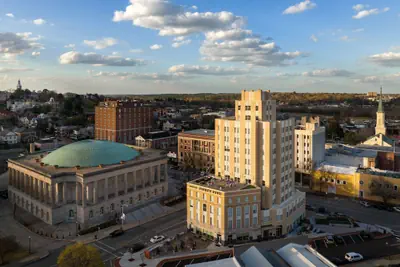 Photo 2 - Hotel Forty Five, Macon, a Tribute Portfolio Hotel