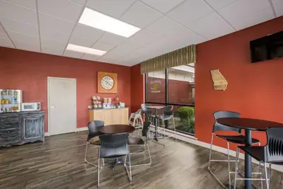 Photo 5 - Econo Lodge Vidalia