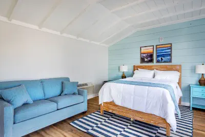 Photo 5 - Surf House