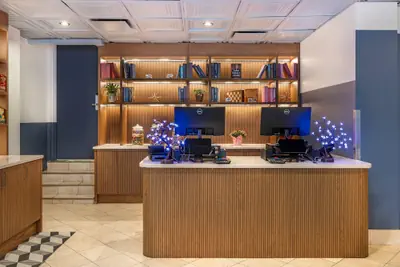 Photo 4 - The Quincy, an Ascend Collection Hotel