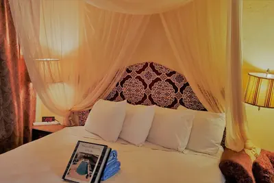 Photo 5 - El Morocco Inn and Spa Resort