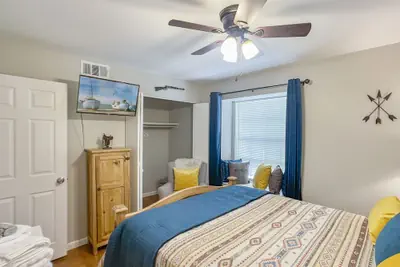 Photo 3 - Southwest Splendor 2BR Tempe Townhome