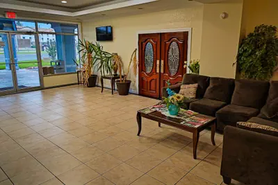 Photo 3 - Clover Inn & Suites