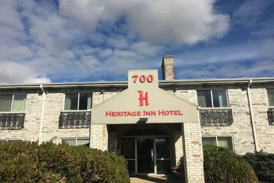 Photo 2 - Heritage inn