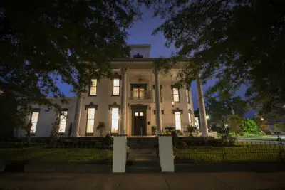 Photo 2 - Belle Louise Historic Guest House