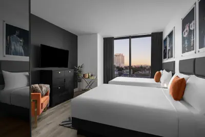 Photo 5 - The ENGLISH Hotel, Las Vegas, a Tribute Portfolio Hotel, 21 and over