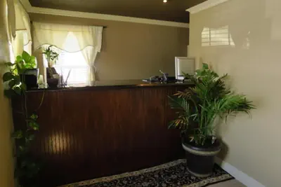 Photo 3 - Best Inn Motel