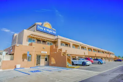 Photo 2 - Day&Night Inn