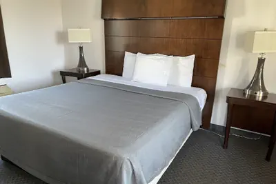 Photo 3 - Rips Country Inn