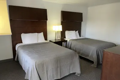 Photo 5 - Rips Country Inn