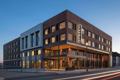 Photo 2 - Hotel Tupelo, a Wyndham Hotel