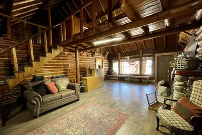 Photo 2 - Island Park Lodge