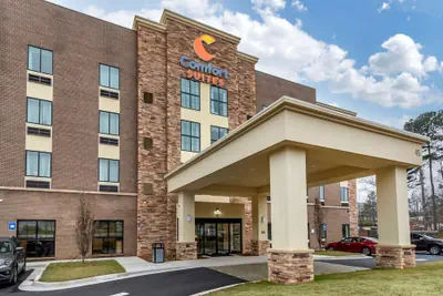 Photo 2 - Comfort Suites Newnan