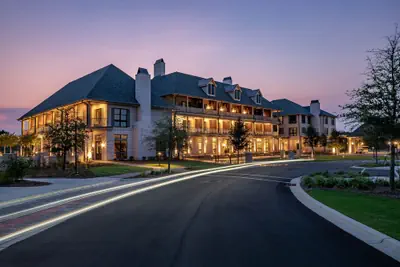 Photo 2 - Camp Creek Inn