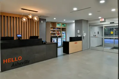 Photo 5 - TownePlace Suites by Marriott Asheville Downtown